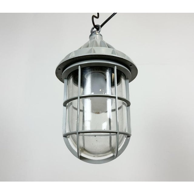 Industrial Grey Cast Aluminium Light from Yamada Co.ltd., 1960s For Sale - Image 4 of 14