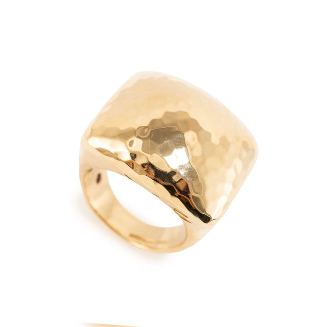 Early 21st Century Roberto Coin Martellato 18k Yellow Gold Hammered Dome Ruby Cocktail Ring, Size 6.5 For Sale - Image 5 of 9