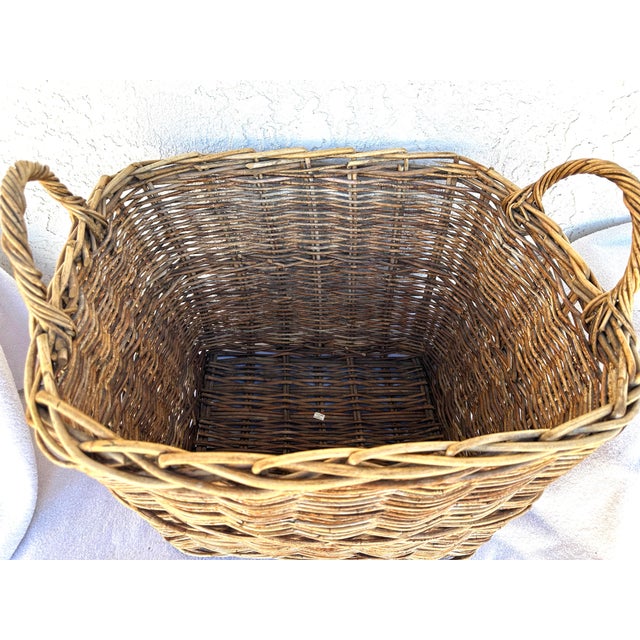 Large Rustic European Wicker Storage Basket For Sale In Palm Springs - Image 6 of 10