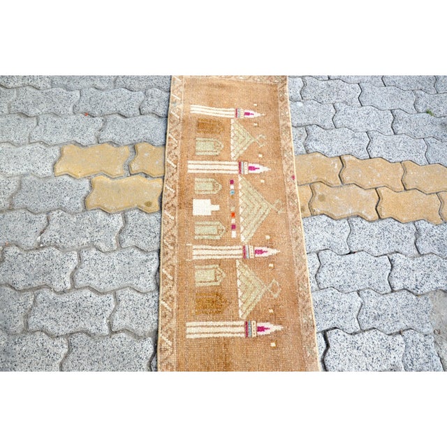 1960s 1960s Vintage Turkish Prayer Rug For Sale - Image 5 of 6