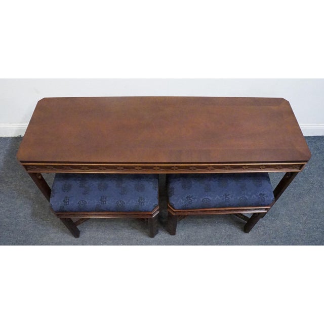 Late 20th Century Hickory Chair Banded Mahogany Traditional Chippendale 51" Accent Sofa Table W. Two Benches 150-10 For Sale - Image 5 of 13