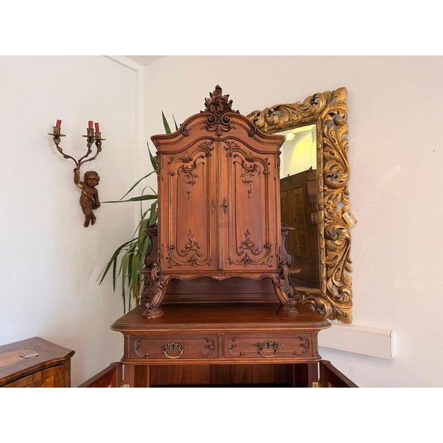 Pipe Baroque Top-Fronted Buffet Cabinet in Oak For Sale - Image 5 of 9