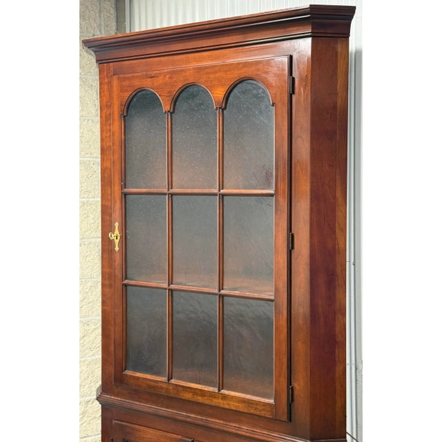 Vintage Statton Georgian Oldtowne Cherry Corner Cabinet For Sale - Image 9 of 11