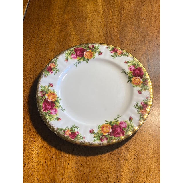 1960s Royal Albert 2 Old Country Rose 8 1/8” Salad Plates For Sale In Boston - Image 6 of 12