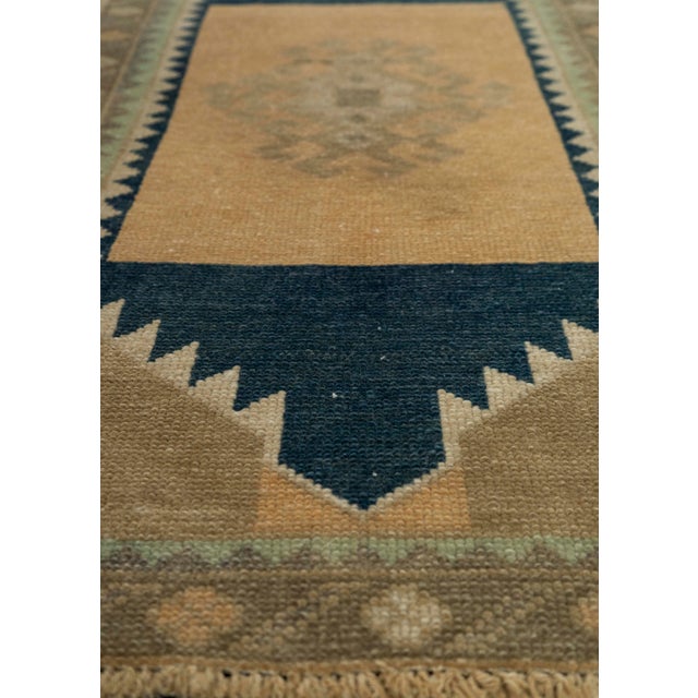 Turkish Turkish Mini Rug Oriental Hand Knotted Vintage Rug 1'6" x 2'9" #21219 For Sale - Image 3 of 8