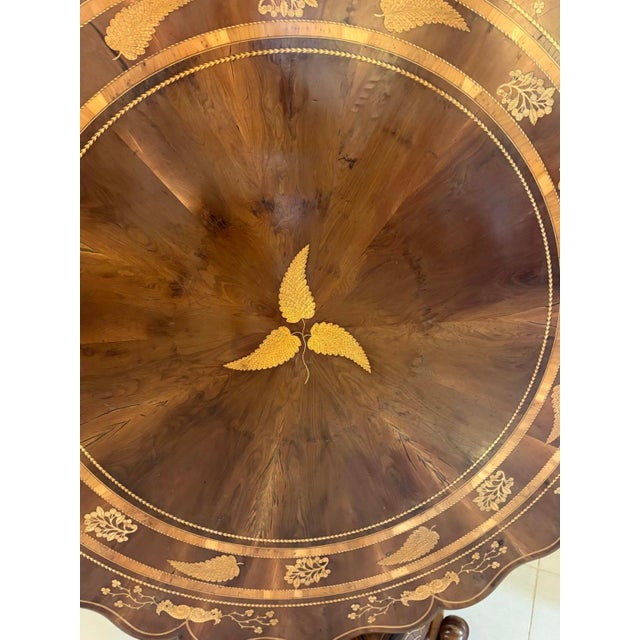 Large Antique Irish Killarney Marquetry Inlaid Yew Wood Centre Table attributed to the Egan Workshop, 1860 For Sale - Image 9 of 18