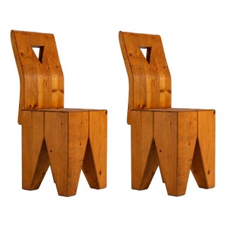 Vintage Brutalist Pinewood Chairs, France, 1970s, Set of 2 For Sale