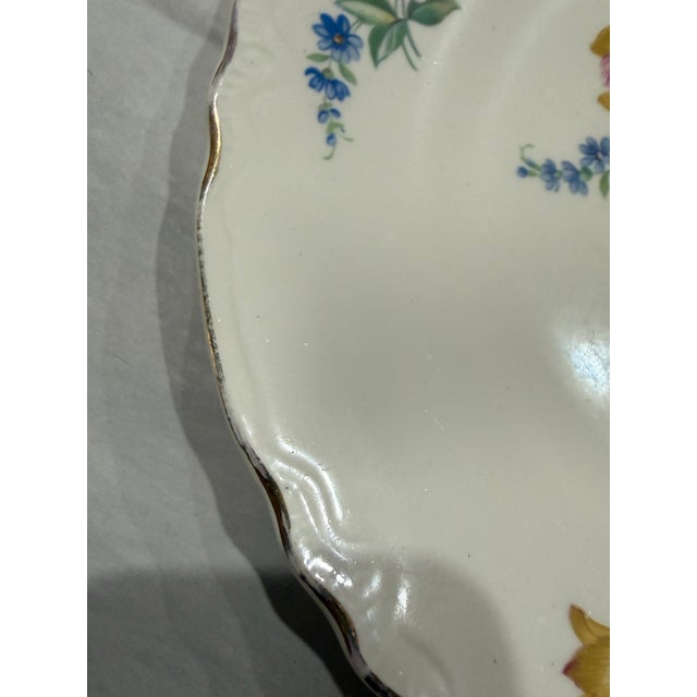 1940s Vintage Scio Pottery “Hazel” Pattern, Floral Dinner Plate From the 1940s With a Central Pink Rose Bouquet and Scalloped Gold Trim Edge. For Sale - Image 5 of 6