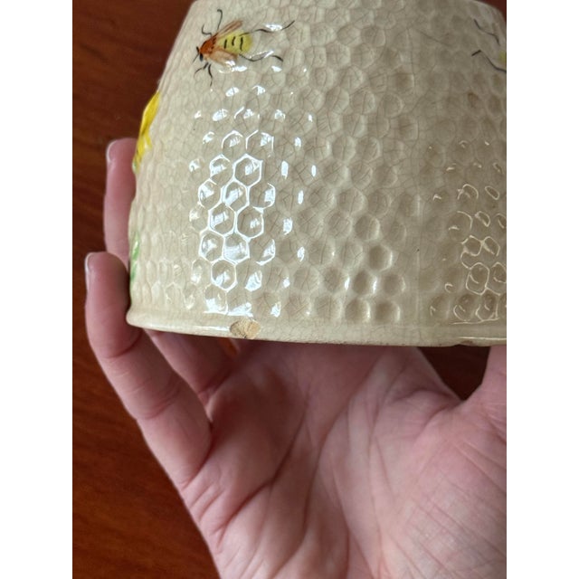 Vintage Marutomoware Honey Pot – Majolica Hand-Painted Japan Ceramic Beehive With Bee and Floral Detail For Sale - Image 12 of 12