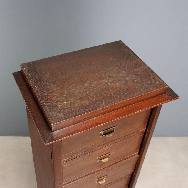 Brown Chest of Drawers in Oak For Sale - Image 8 of 10