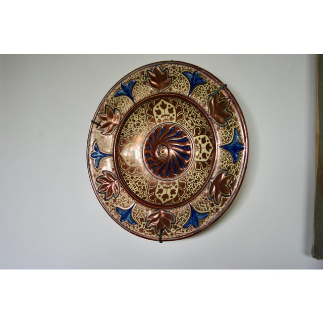 Large Presentation Platter with Chandelier, Seville, 16th Century For Sale - Image 4 of 10