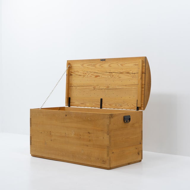 Mario Ceroli, born in Castel Frentano in 1938, is one of the leading Italian sculptors of the postwar period, closely...