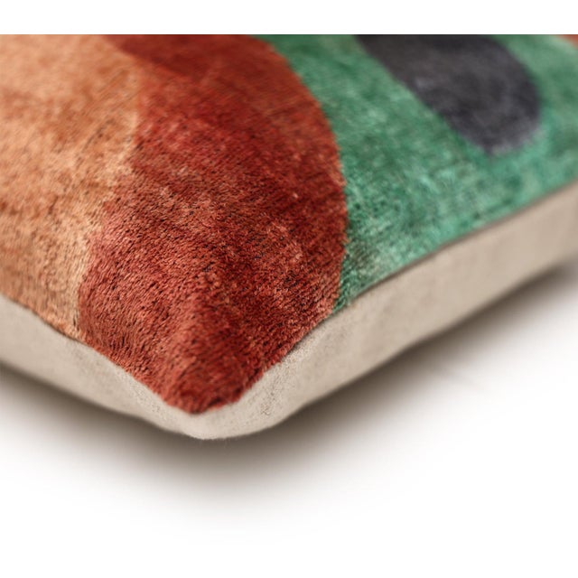 Mid-Century Modern Hand-Knotted Abstract Arch Silk Velvet Pillow - 20x20 Rust & Mint For Sale - Image 3 of 8