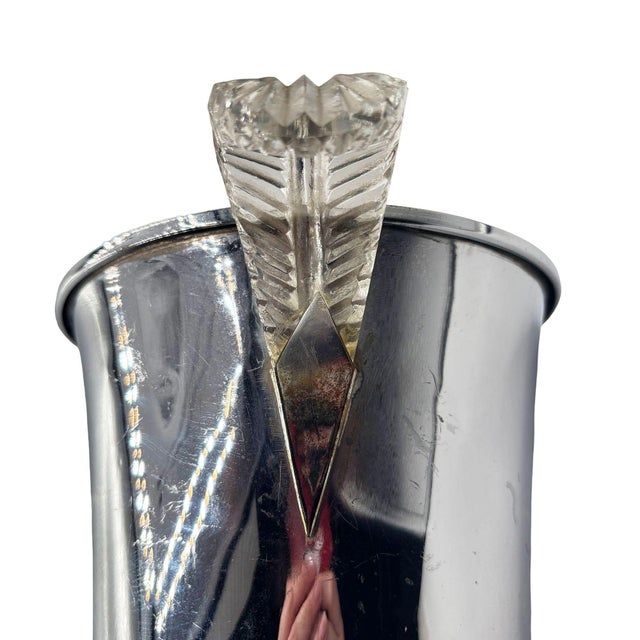 1940s Art Deco Chromed Aluminum Ice Bucket W/ Lucite Clear Feather Handles For Sale - Image 4 of 11