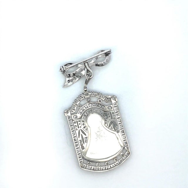 Art Deco Vintage 18k Gold Hand-Carved Mother of Pearl Virgin Mary Diamond Pendant/Brooch For Sale - Image 3 of 4