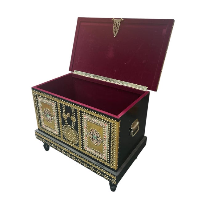 Traditional 1990s Ornate Zanzibar Style Brass-Studded Dowry Chest - Small Scale For Sale - Image 3 of 7