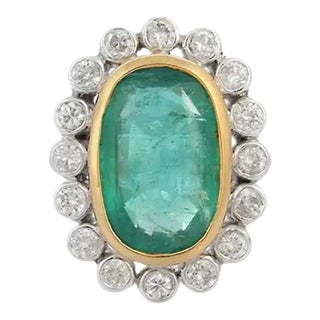 Oval Cut Emerald Diamond Cocktail Ring Size 7 For Sale