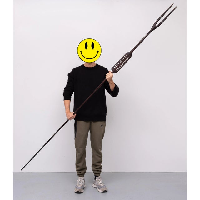 Tribal Art Hardwood Spear, New Guinea, 1950s For Sale - Image 4 of 8