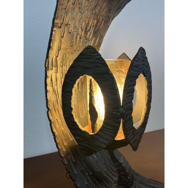 Hammered Iron and Glass Table Lamp, 1960s For Sale - Image 4 of 9