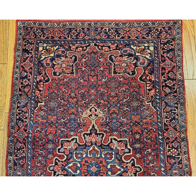 Early 20th Century Antique Persian Bidjar Area Rug, Wool Pile, Floral Medallion, Early 1900s For Sale - Image 5 of 12