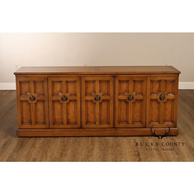 Henredon Mid Century Modern Walnut Sideboard For Sale - Image 14 of 18