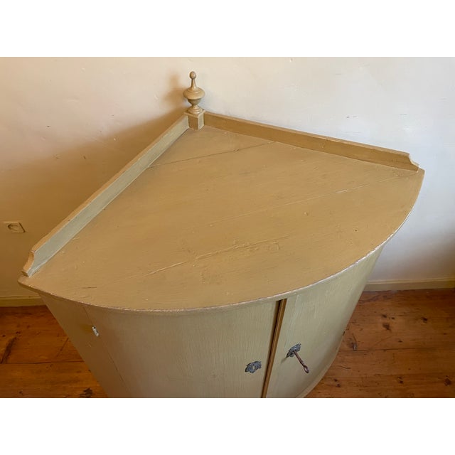 Late 19th Century Dutch Corner Cupboard with Convex Doors, 1870s For Sale - Image 5 of 18