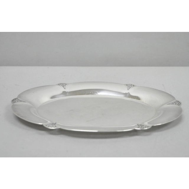 Vintage Art Deco Wm Rogers 411 Silver Plated Small Oval Scalloped 11" Dish Tray For Sale In Philadelphia - Image 6 of 12