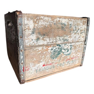 Vintage Farmhouse Clover Leaf Dairy Wood Crate Case Milk Famous for Purity For Sale