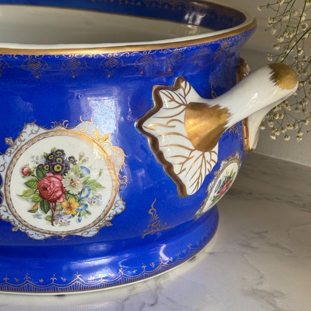 Late 20th Century Sèvres-Style Cobalt Blue & Gold Gilt Porcelain Footbath Centerpiece For Sale - Image 10 of 18