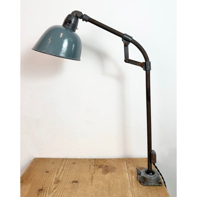 Gray Industrial Grey Enamel Workshop Table Lamp from Siemens, 1950s For Sale - Image 8 of 18