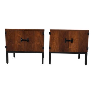 Milo Baughman Directional Furniture Nightstands - Set of 2 For Sale