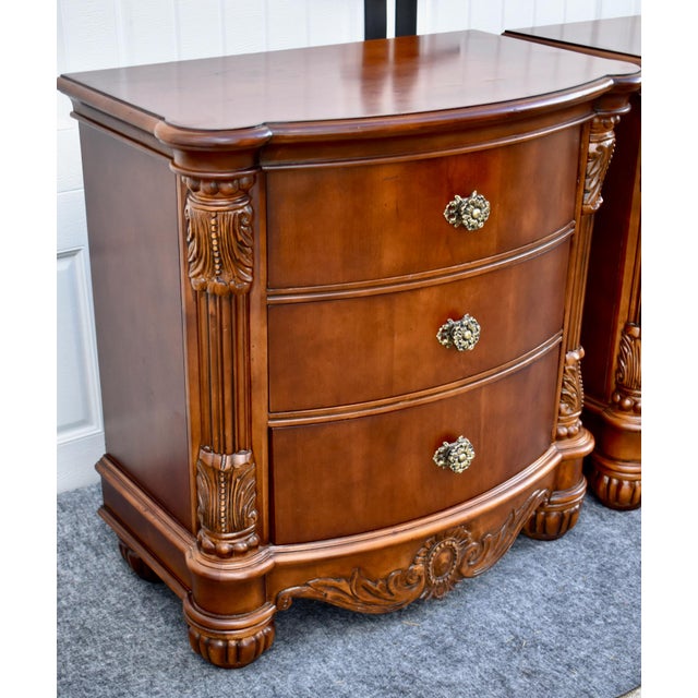 Brown Vintage Pulaski Mahogany Nightstands Edwardian Collect 3-Drawer Bachelors Pair For Sale - Image 8 of 17