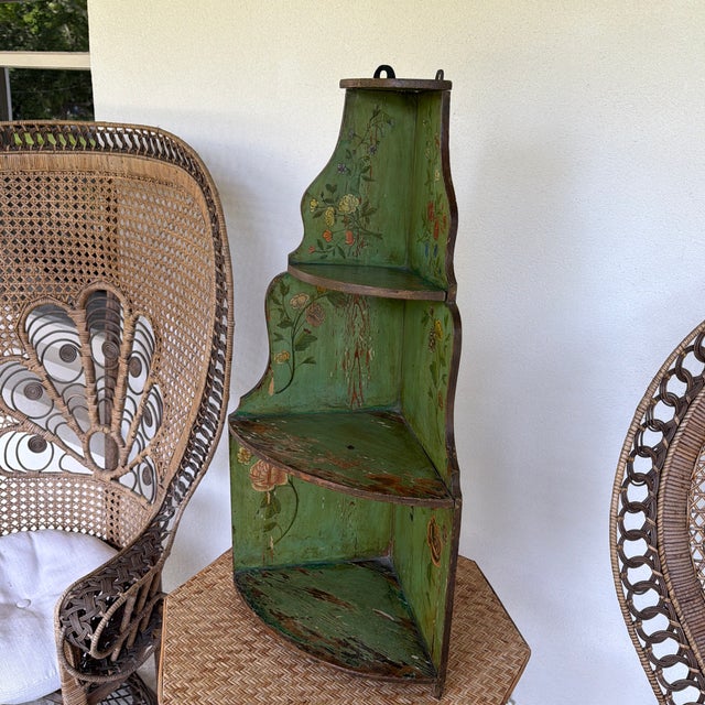 Wood 19th Century European Hand Painted Green Wooden Corner Wall Shelf With Floral Motifs For Sale - Image 7 of 12