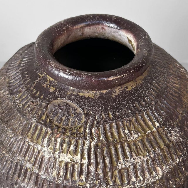 Boho Chic Meiji Tokoname (常滑) Tsubo Jar, Japan For Sale - Image 3 of 18