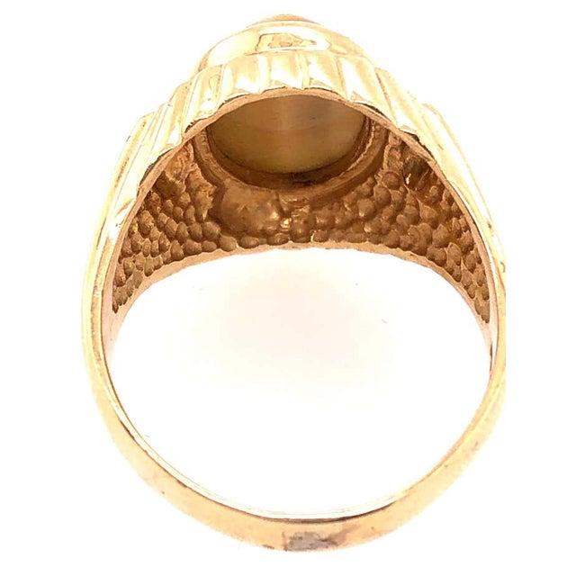 Modern 14 Karat Yellow Gold Cat's Eye Contemporary Ring, Size 11.5 For Sale - Image 3 of 9