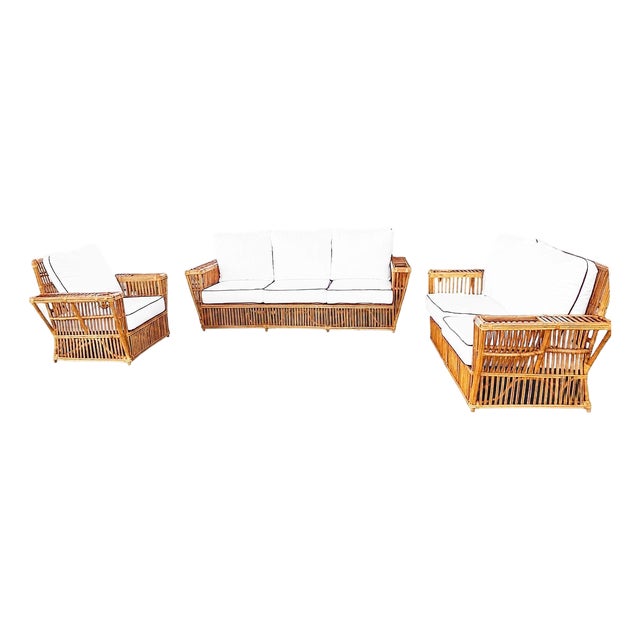 1990s Deco Style "Presidents" Stick Reed Rattan Nantucket Sofa/Lounge Living Room Set For Sale