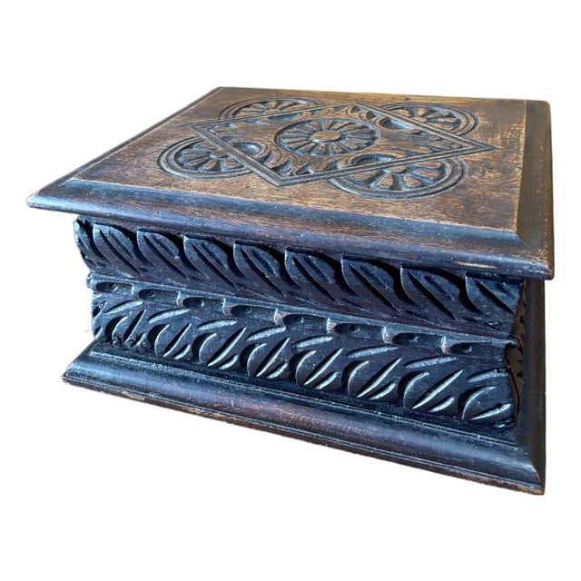 Antique English Oak Box For Sale