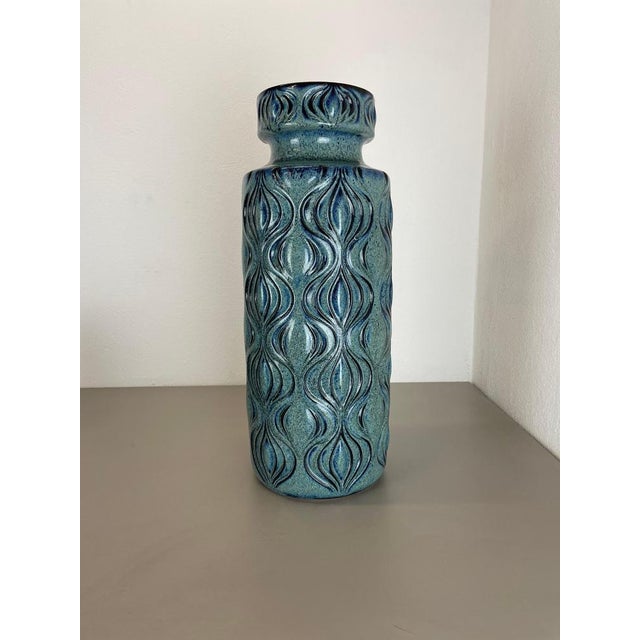Article: Fat lava art vase Producer: Scheurich, Germany Design: ONION Pattern Decade: 1970s : This original vintage vase...