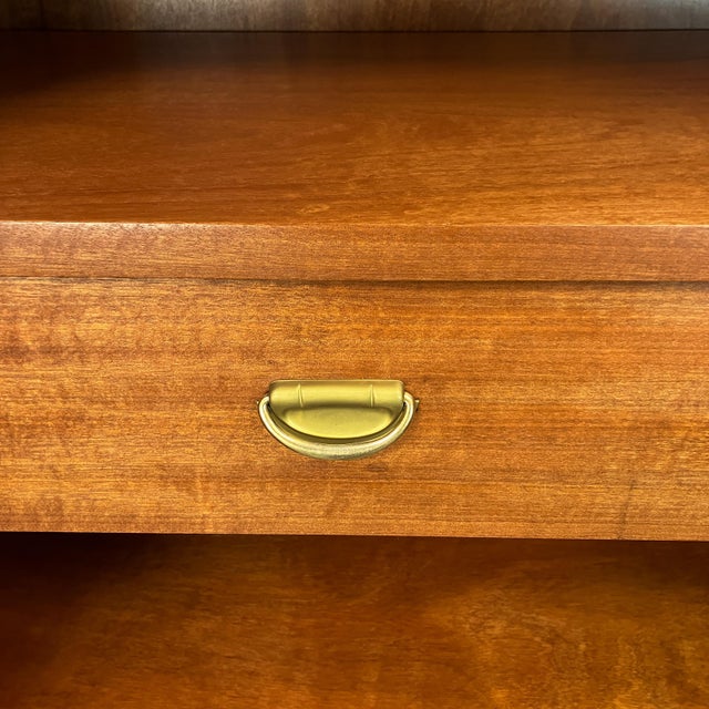 Mid-Century Modern Chest of Drawers in Flamed Birch, 1950s For Sale - Image 9 of 10