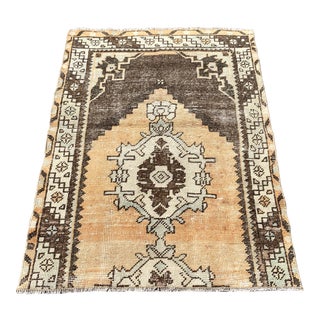 1970s Turkish Medallion Hand Knotted Rug For Sale