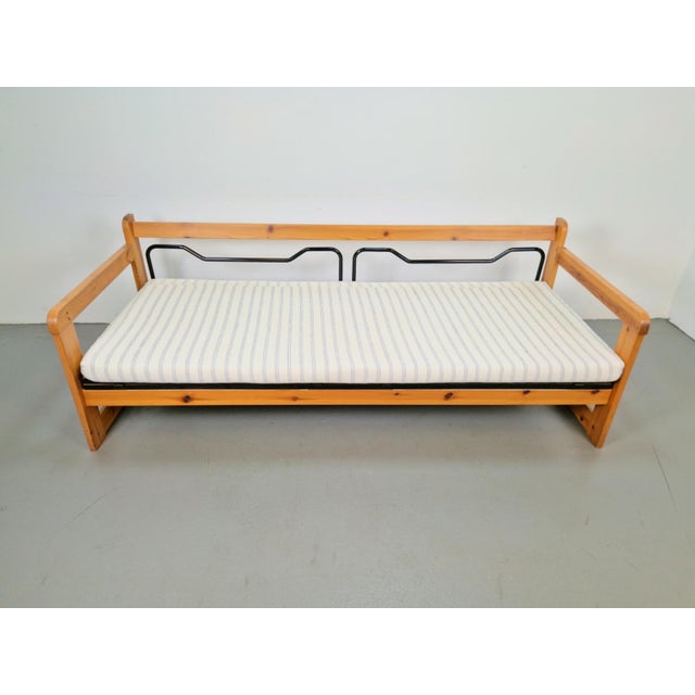 Scandinavian Modern Pine Daybed, 1970s For Sale - Image 12 of 15