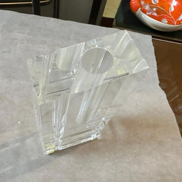 Plastic 1970s Modernist Clear Plexiglass Rectangular Italian Vase For Sale - Image 7 of 10