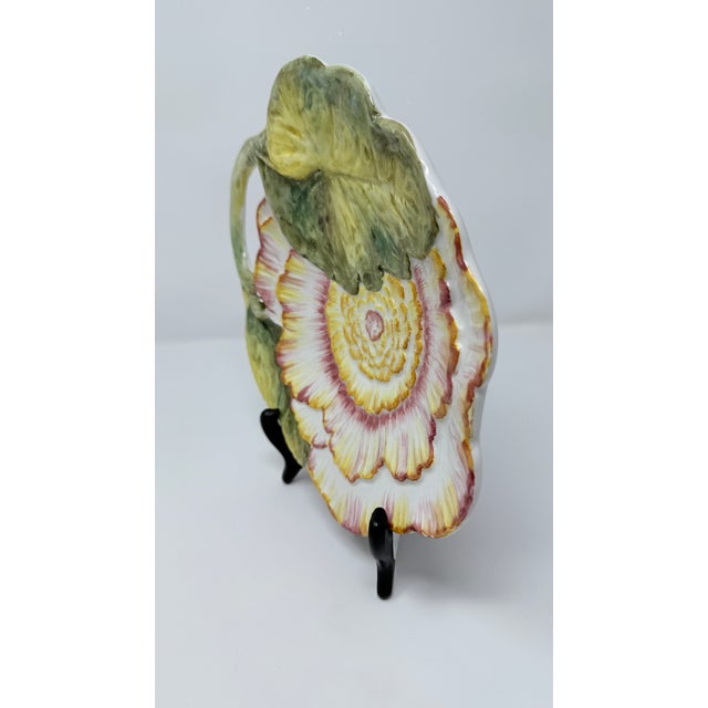 Late 20th Century Vintage Chelsea House Hand-Painted Porcelain Peony Dish After 18th-Century Chelsea For Sale - Image 5 of 10