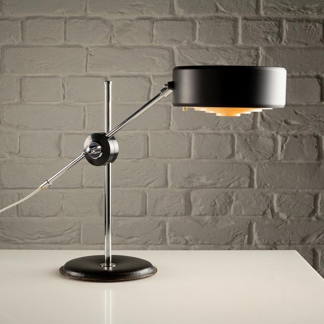 Simris Desk Lamp in Black Leather and Chrome by Anders Pehrson for Ateljé Lyktan, Sweden, 1970s For Sale - Image 10 of 16