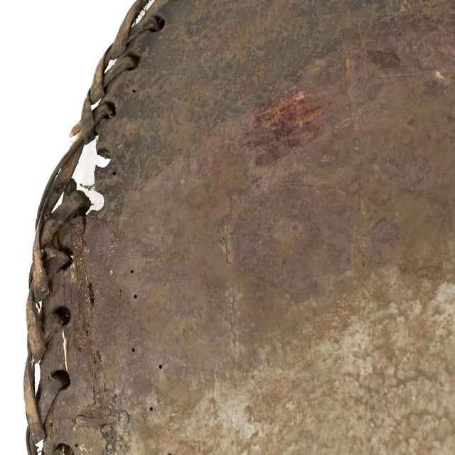 African Early 20th Century Songye Shield with Kifwebe Mask Icon For Sale - Image 3 of 7