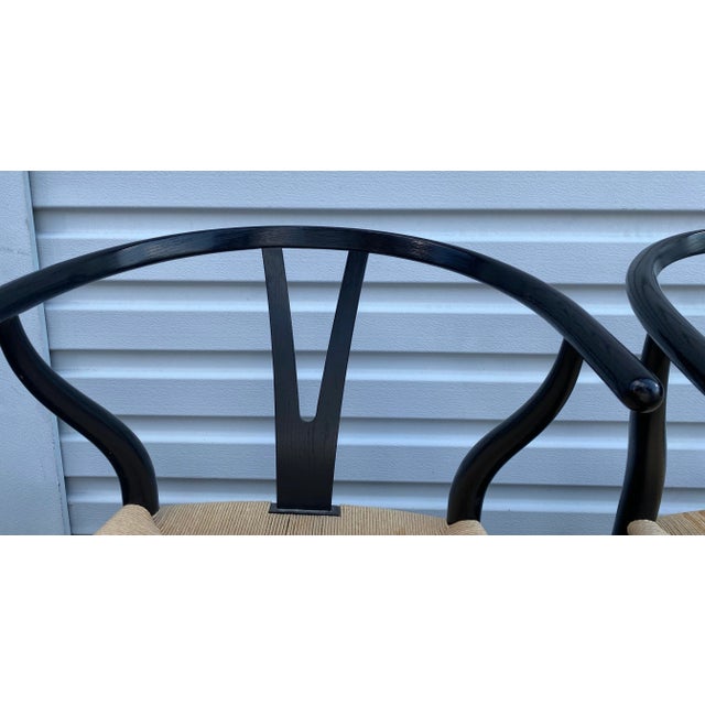 2000 - 2009 2008 Set of 3 Hans Wegner Wishbone Chairs for Carl Hansen and Son For Sale - Image 5 of 11