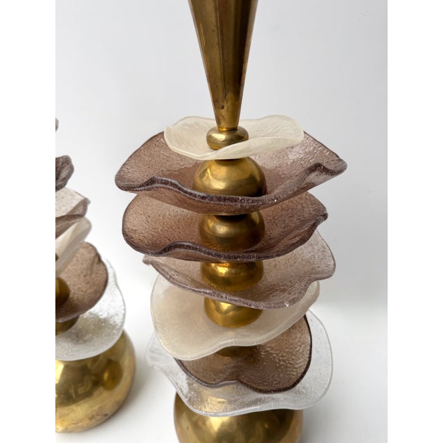 Contemporary Pair of Brass and Murano Glass Flower Lamps, Italy For Sale - Image 6 of 16