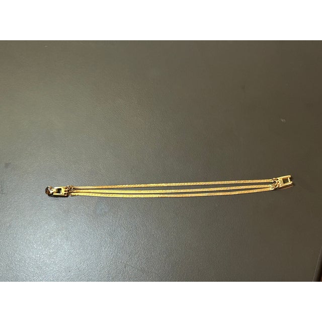 Vintage Monet Gold-Tone Multi-Strand Flat Weave Chain Bracelet – Iconic 1970s/1980s Statement Jewelry For Sale - Image 9 of 13