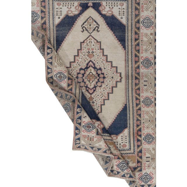 Vintage Turkish Oushak Area Rug 3'9 X 6'1 For Sale In New York - Image 6 of 8