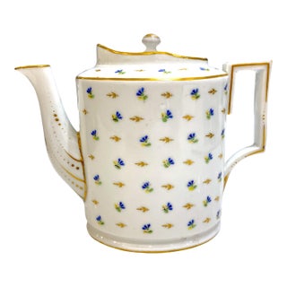 Exquisite 18th/19th Century French Porcelain Teapot Decorated With Cornflower and Gold Leaves Pattern, Possibly Dihl Et Guérhard For Sale